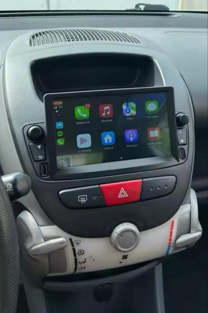 Autoradio CarPlay voor Toyota Aygo/Peugeot 107/Citroen C1, Auto diversen, Autoradio's, Zo goed als nieuw, Ophalen