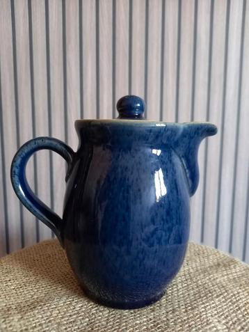 Mooi klein theepotje  - Denby Stoneware England  beschikbaar voor biedingen
