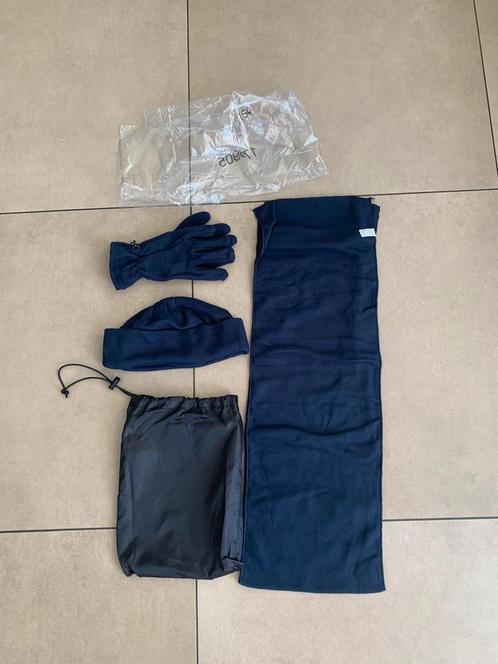 Muts, sjaal en handschoenen donkerblauw, Kleding | Dames, Mutsen, Sjaals en Handschoenen, Nieuw, Muts, Ophalen of Verzenden