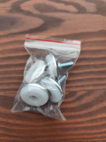 M6 teflon onderglijders voor tafel of stoel  beschikbaar voor biedingen