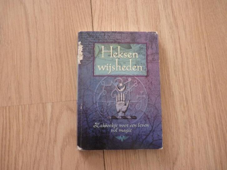 Brenda Knight - Heksenwijsheden - zakboekje voor een leven v, Boeken, Esoterie en Spiritualiteit, Gelezen, Overige typen, Spiritualiteit algemeen