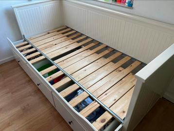 Hemnes bed zonder matras beschikbaar voor biedingen
