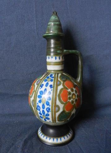 Plateel karaf / kan decor Isa Kon Zuid Holland 1921 h 19,1 beschikbaar voor biedingen