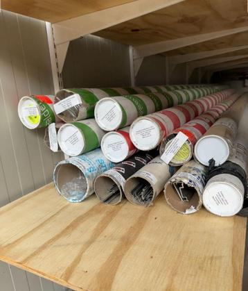 Diverse deurnaalden en tocht strips beschikbaar voor biedingen