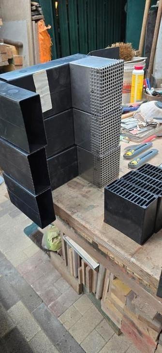 8 stuks Ubbink kruipruimteventilatie beschikbaar voor biedingen