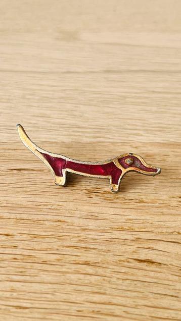 Vintage Teckel Broche beschikbaar voor biedingen