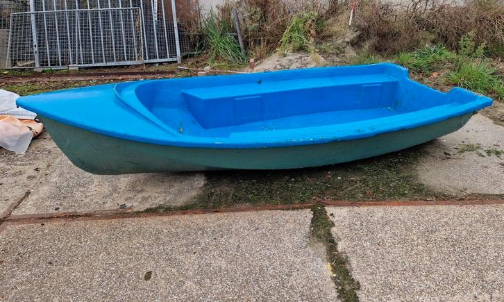 Kleine blauwe roeiboot / visboot / zandbak, Watersport en Boten, Bootonderdelen, Gebruikt, Overige typen, Motorboot, Ophalen of Verzenden