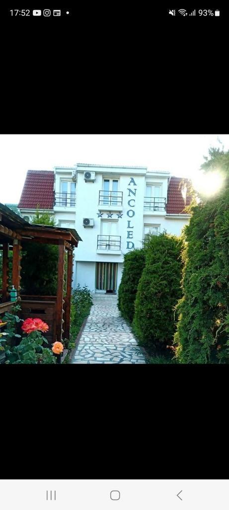 Boutique Hotel te koop in Roemenie, Huizen en Kamers, Buitenland, Overig Europa, Overige soorten, Stad