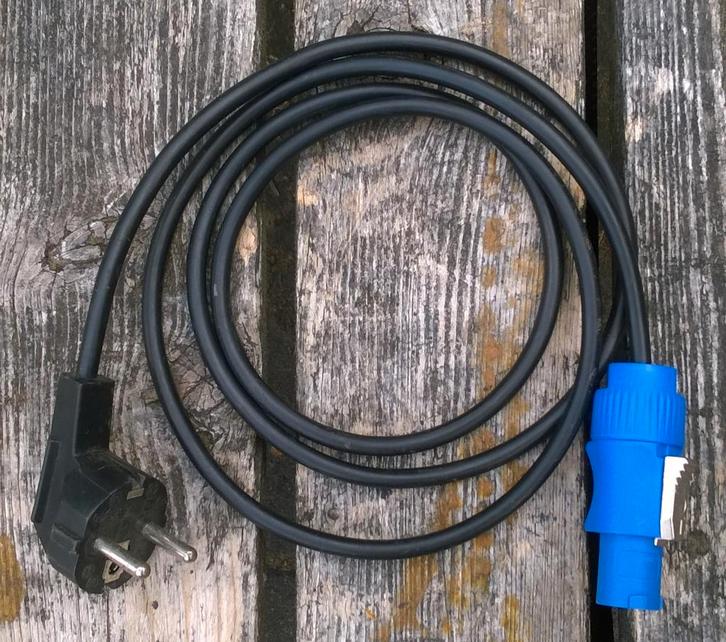 Spanningssnoer Schucko - Powercon ca 1,25 m, Muziek en Instrumenten, Kabels en Stekkers, Zo goed als nieuw, Apparatuur, Ophalen of Verzenden