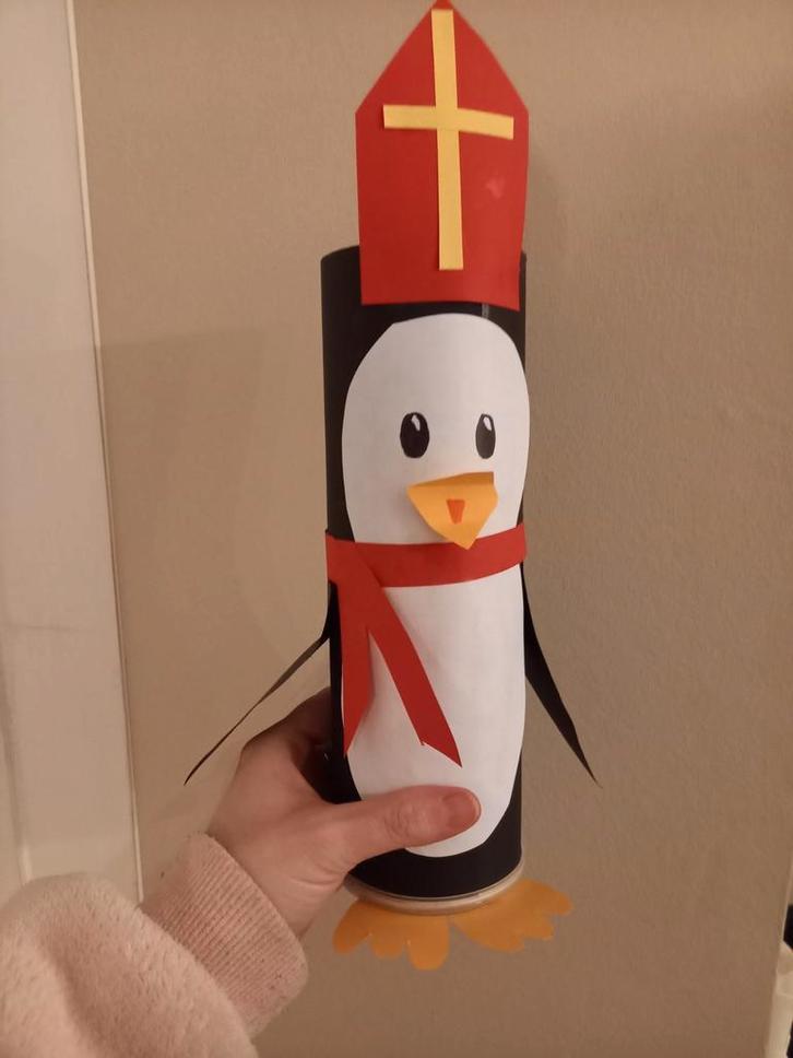 Sinterklaas surprise pinguin vogel, Diversen, Sinterklaas, Zo goed als nieuw, Ophalen
