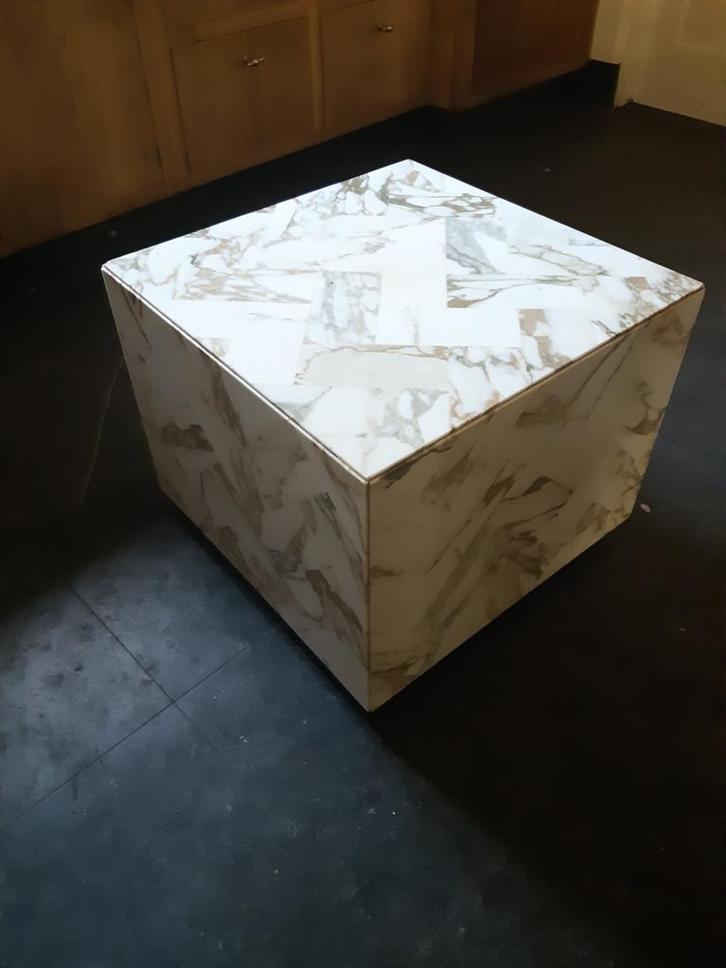 Italian mid century Marmeren bijzettafel., Huis en Inrichting, Tafels | Bijzettafels, Zo goed als nieuw, Vierkant, 45 tot 60 cm