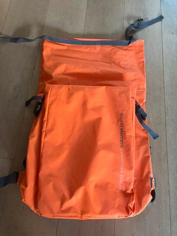 Fourth Element drybag 60L beschikbaar voor biedingen