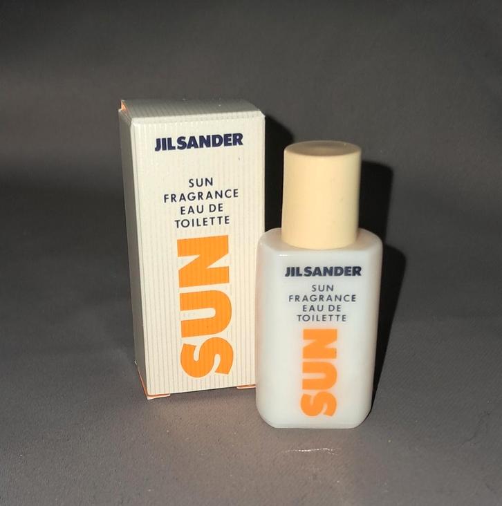 Volle parfum mini Jil sander sun + doosje, Verzamelen, Parfumverzamelingen, Zo goed als nieuw, Miniatuur, Gevuld, Ophalen of Verzenden