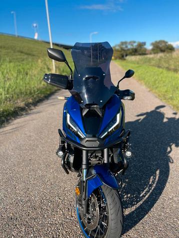 Honda X-ADV 750 blue 2023 bomvol beschikbaar voor biedingen