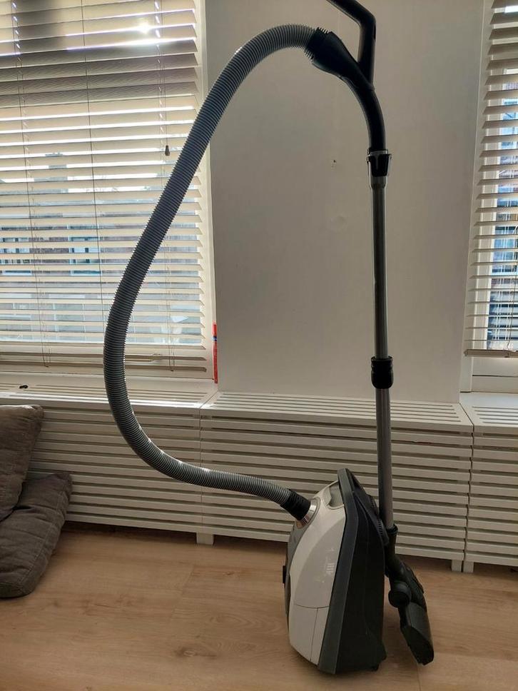 Stofzuiger - Zo goed als nieuw!, Witgoed en Apparatuur, Stofzuigers, Zo goed als nieuw, Stofzuiger, Minder dan 1200 watt, Stofzak
