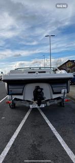 Een Monterey in nieuwstaat met maar liefst 28 vaaruren., Watersport en Boten, Speedboten, Binnenboordmotor, 6 meter of meer, Benzine