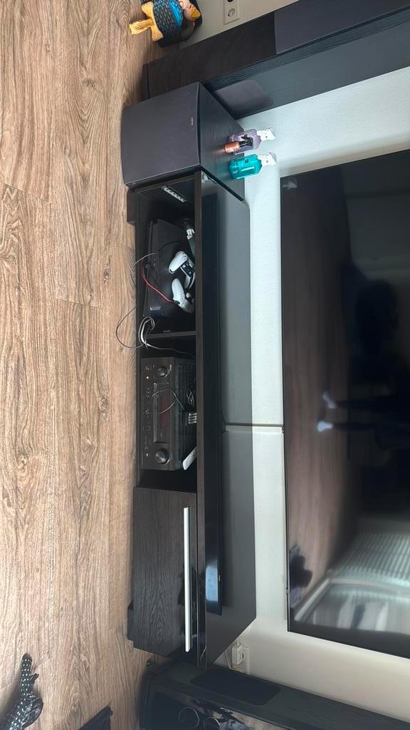 Tv kast, Huis en Inrichting, Kasten | Televisiemeubels, Gebruikt, Minder dan 100 cm, 150 tot 200 cm, 25 tot 50 cm, Kunststof, Ophalen