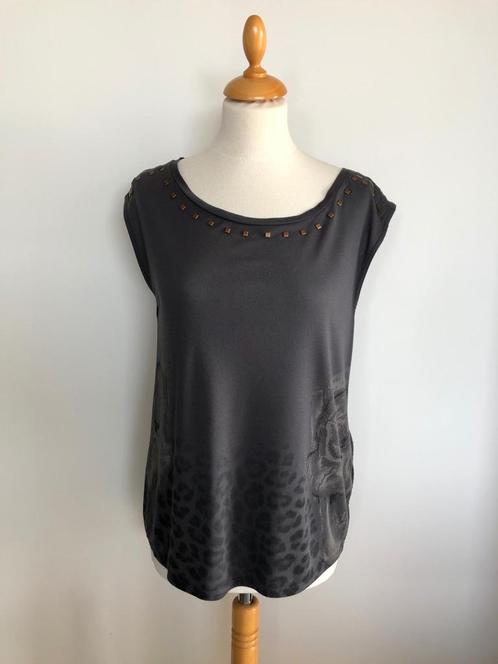 ONLY top, maat S/M, Kleding | Dames, Tops, Gedragen, Maat 36 (S), Grijs, Zonder mouw, Verzenden
