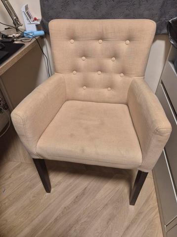 Beige Fauteuil met Knopen beschikbaar voor biedingen