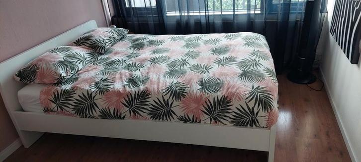 Askvoll bed compleet 140x200 Ikea, Huis en Inrichting, Slaapkamer | Bedden, Zo goed als nieuw, Tweepersoons, 140 cm, Hout, Wit