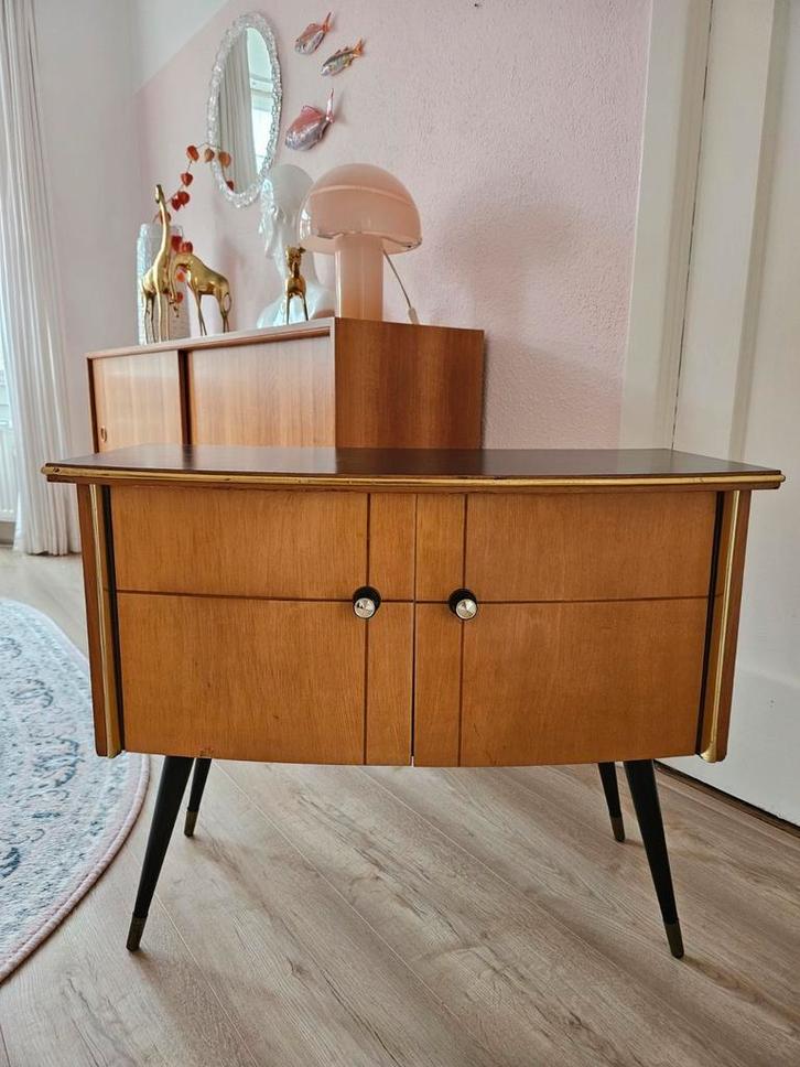 Vintage design 50s dressoir sideboard, Huis en Inrichting, Kasten | Dressoirs, Gebruikt, 50 tot 100 cm, 25 tot 50 cm, Met deur(en)