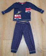 Brandweerpyjama van Pocopiano 98/104, Kinderen en Baby's, Kinderkleding | Maat 98, Nacht- of Onderkleding, Gebruikt, Jongen, Pocopiano