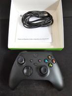 Xbox Wireless Controller + USB-C Cable, Spelcomputers en Games, Spelcomputers | Xbox | Accessoires, Xbox Original, Ophalen of Verzenden