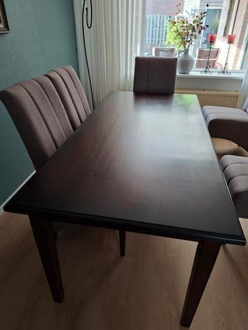 Eiken houten eettafel  beschikbaar voor biedingen