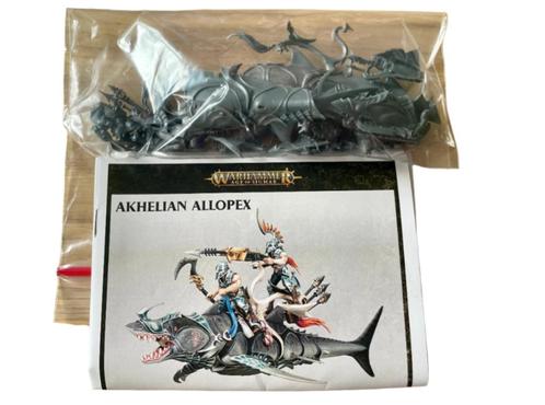 Warhammer Age of Sigmar Idoneth Deepkin Akhelian Allopex, Hobby en Vrije tijd, Wargaming, Zo goed als nieuw, Warhammer, Figuurtje(s)