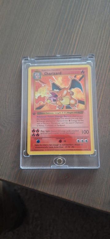 Charizard holo 1995 pokomon kaart  beschikbaar voor biedingen