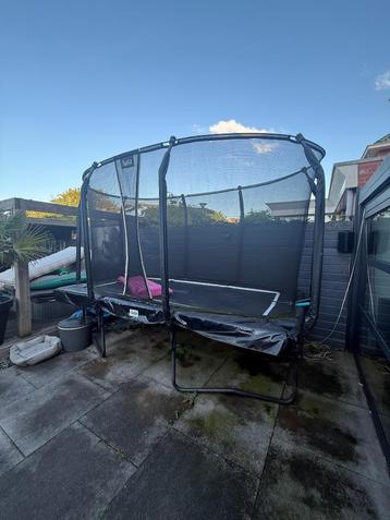 Trampoline Salta - nog zeer goede veren beschikbaar voor biedingen