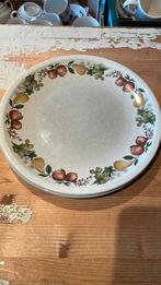 Wedgwood QUINCE dinerborden, Ophalen of Verzenden, Zo goed als nieuw, Bord(en), Wedgwood