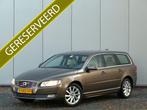 Volvo V70 T4 AUT Nordic+ Navi / Leer / Bluetooth (bj 2014), Auto's, Euro 5, Beige, 4 cilinders, Bruin