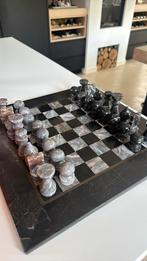 Marmeren schaakbord compleet. Zwart/ grijs. 35x35cm, Hobby en Vrije tijd, Gezelschapsspellen | Bordspellen, Een of twee spelers