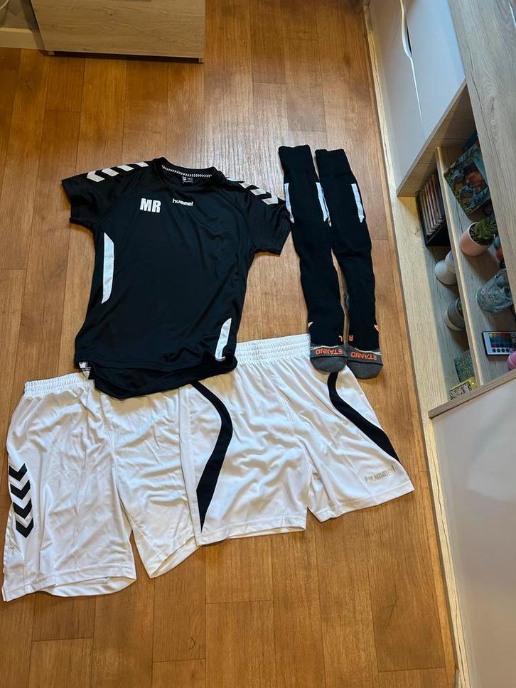 Hummel trainingsset maat S + Stanno sokken, Sport en Fitness, Voetbal, Zo goed als nieuw, Set, Maat S, Ophalen of Verzenden