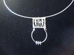 dunne zilveren spang met hanger, Verzenden, Zilver