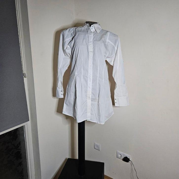 ZGAN witte Bandolera getailleerde blouse mt42, Kleding | Dames, Blouses en Tunieken, Zo goed als nieuw, Maat 42/44 (L), Wit, Ophalen of Verzenden