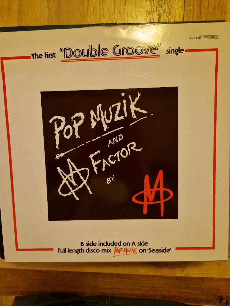 M – Pop Muzik / M Factor - 12", Cd's en Dvd's, Vinyl Singles, Gebruikt, Maxi-single, Ophalen of Verzenden, Pop