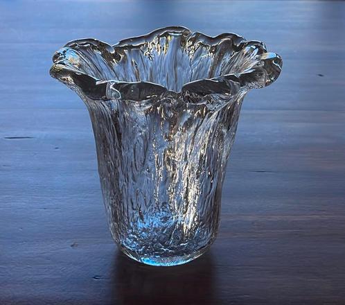 Pukeberg Cantharel kristallen vaas, Antiek en Kunst, Antiek | Glas en Kristal, Ophalen of Verzenden