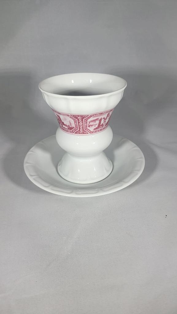 Set vintage porseleinen mokken met onderschotels – Heinrich, Antiek en Kunst, Antiek | Porselein, Ophalen of Verzenden