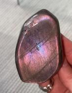 Labradoriet sculptuur/freeform (roze + paarse flash), Verzamelen, Mineralen en Fossielen, Ophalen of Verzenden, Mineraal