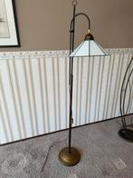Stijlvolle Staande Lamp met Glazen Kap, Ophalen, Zo goed als nieuw, Glas, 150 tot 200 cm