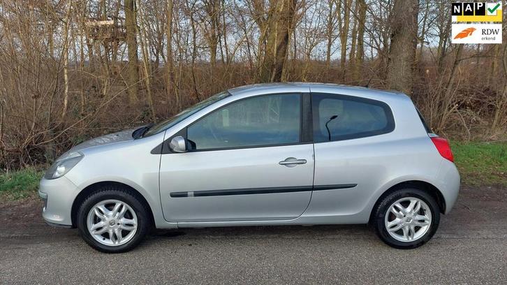 Renault Clio 1.2-16V Exception, Auto's, Renault, Bedrijf, Te koop, Clio, ABS, Airbags, Airconditioning, Boordcomputer, Centrale vergrendeling