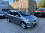 Honda Jazz 1.4 LS 3e Eigenaar! Trekhaak Airco NAP APK 1 Jaar, Voorwielaandrijving, 83 pk, 450 kg, Gebruikt