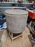 Nieuwe Buffellederen Poef - Ø52cm, Nieuw, Hout, Ophalen of Verzenden, 50 tot 75 cm