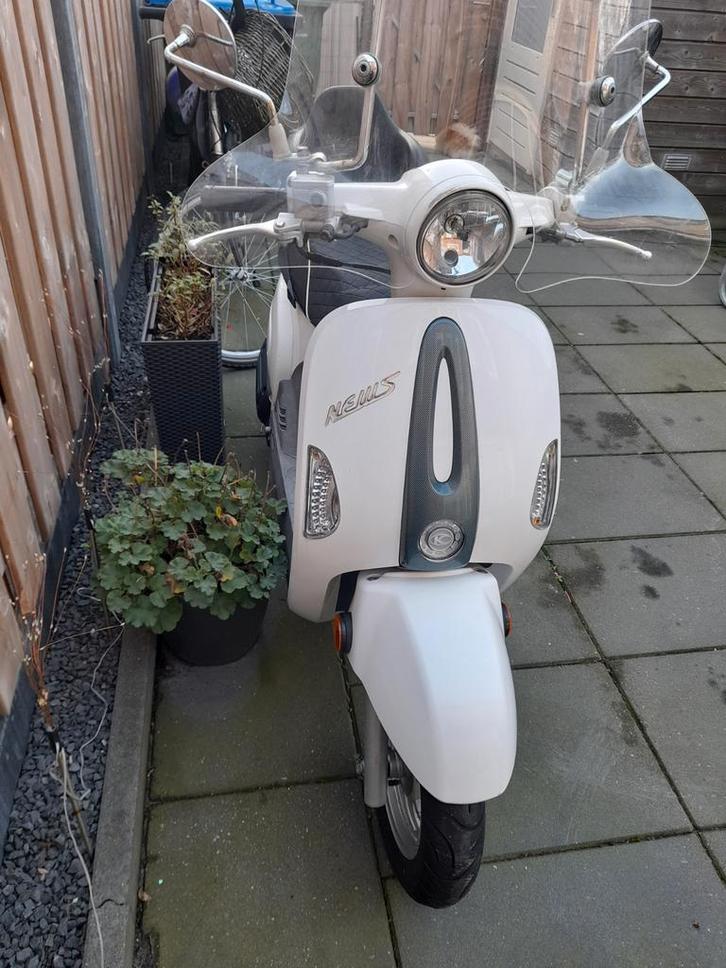 Snorscooter Kymco New Sento 2010 met kinderzitje - bieden!, Fietsen en Brommers, Snorfietsen en Snorscooters, Gebruikt, Kymco
