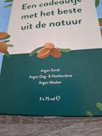 Holland&Barrett 2 Doosjes Nieuw In De Verpakking, Sieraden, Tassen en Uiterlijk, Uiterlijk | Lichaamsverzorging, Ophalen of Verzenden