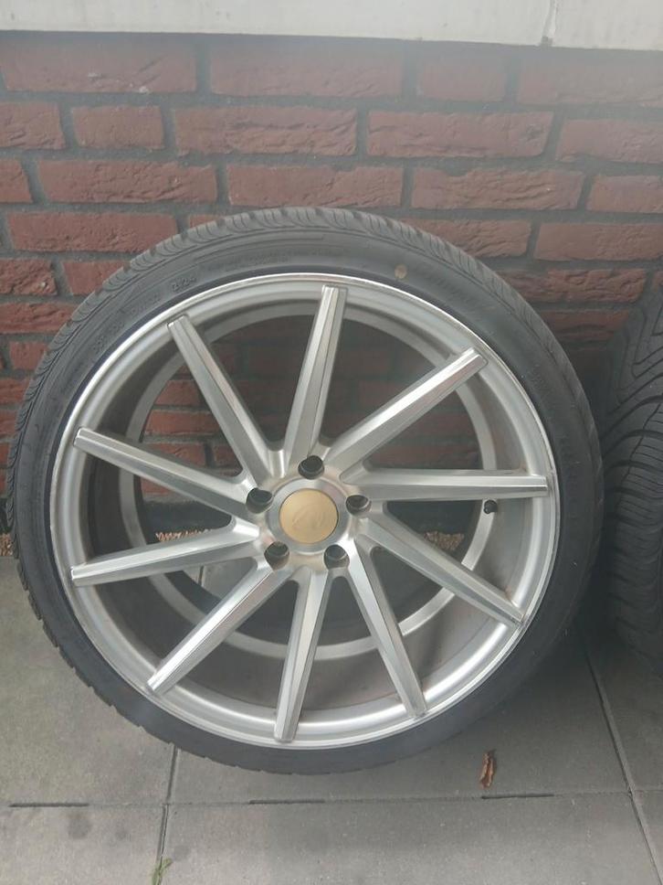 19 Inch Velgen met Allseason Banden, Auto-onderdelen, Banden en Velgen, Banden en Velgen, All Season, 19 inch, 235 mm, Personenwagen