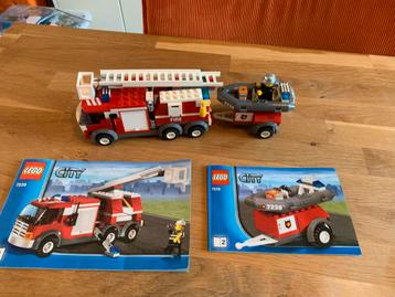 Lego City 7239 - Ladderwagen + Reddingsboot beschikbaar voor biedingen