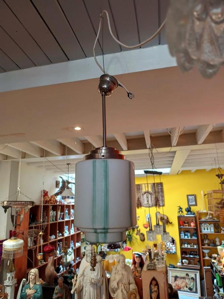 Art Deco Hanglamp met Groene Accenten, Huis en Inrichting, Lampen | Hanglampen, Gebruikt, Minder dan 50 cm, Glas, Metaal, Ophalen